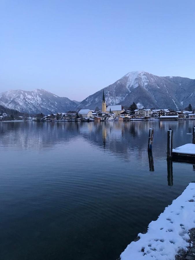 Traumhaftes Ferienhaus Direkt Am Tegernsee Роттах-Эгерн Экстерьер фото